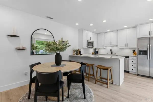 745 Marsh CT, Napa, CA 94558