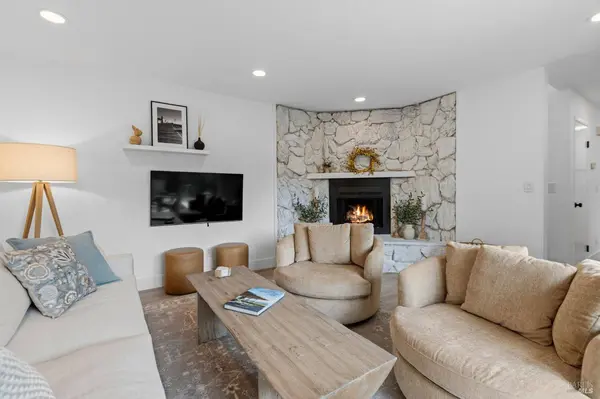 745 Marsh CT, Napa, CA 94558