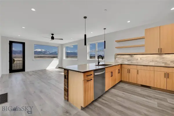 450 Loomis WAY #B, Ennis, MT 59729