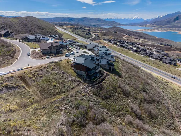 11461 N WHITE TAIL CT #104, Hideout, UT 84036