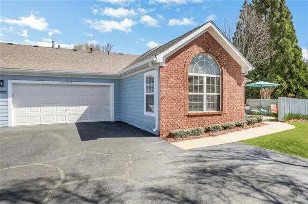 22105 Harvest Ridge LN, Johns Creek, GA 30022