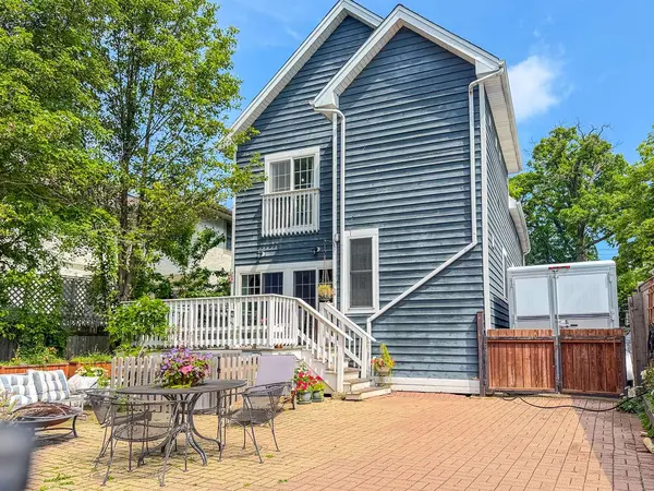 882 Willow RD, Winnetka, IL 60093
