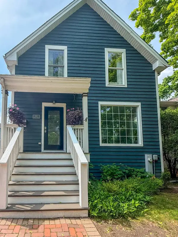 882 Willow RD, Winnetka, IL 60093