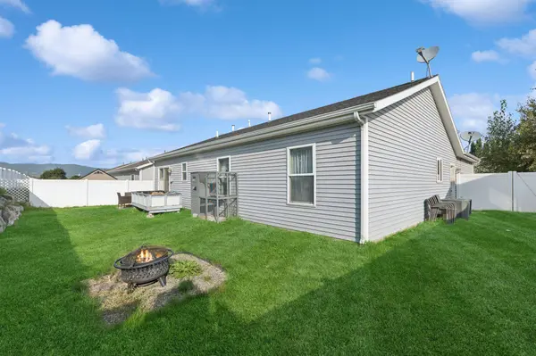 38 Vanderbilt DR, Kalispell, MT 59901
