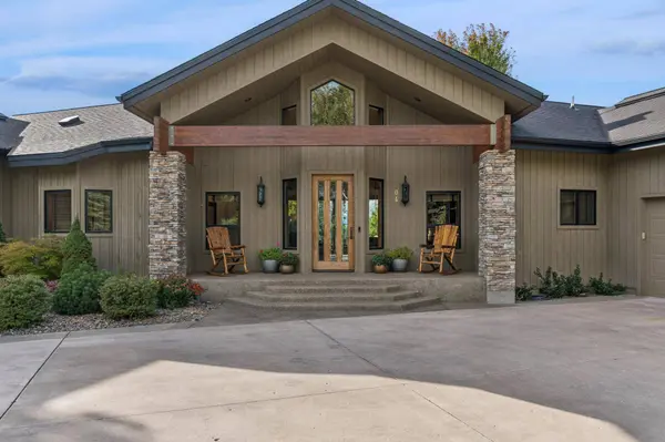 104 Levi CT, Bigfork, MT 59911