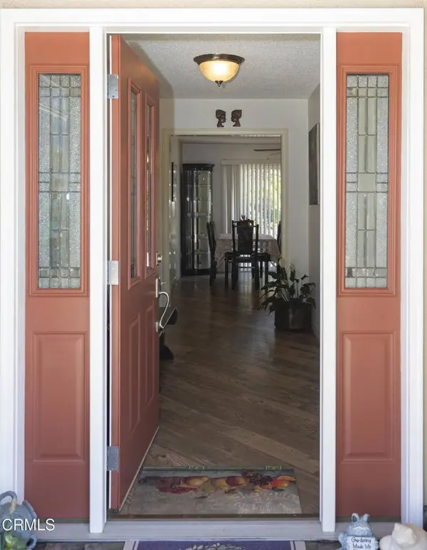 9010 Mulberry DR, Sunland, CA 91040
