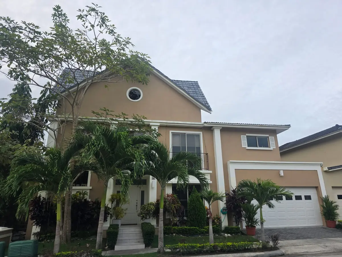 Embassy Gardens - Clayton