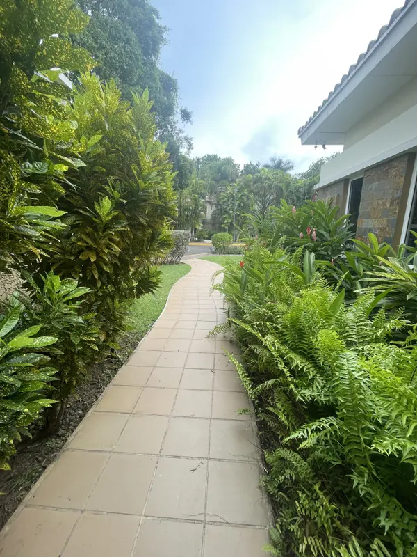 Tucan Country Club
