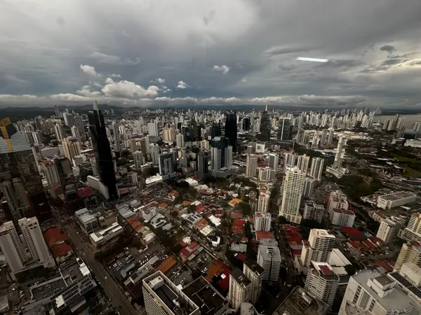 Avenida Balboa