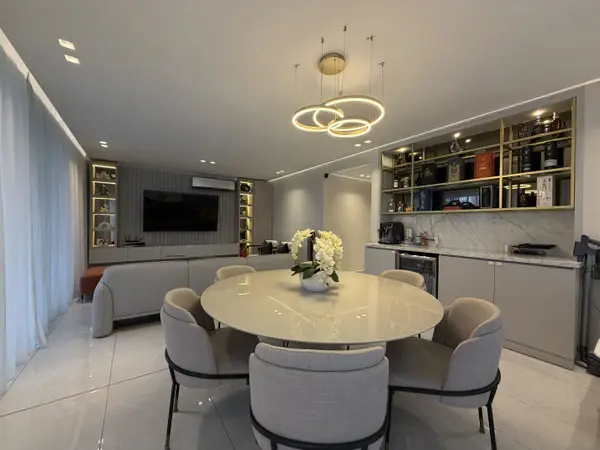 Bella Vista