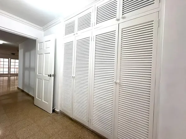 La Condesa - El Cangrejo