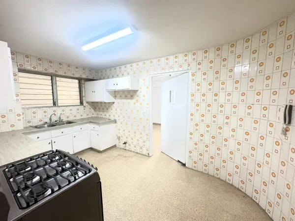 La Condesa - El Cangrejo