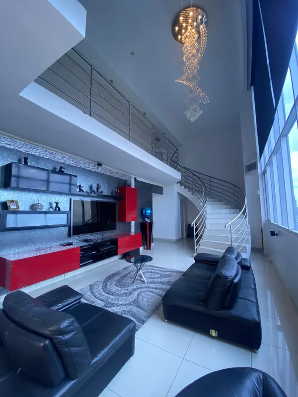 Astoria - El Cangrejo