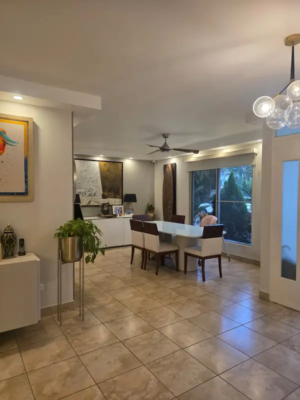 Embassy Gardens - Clayton