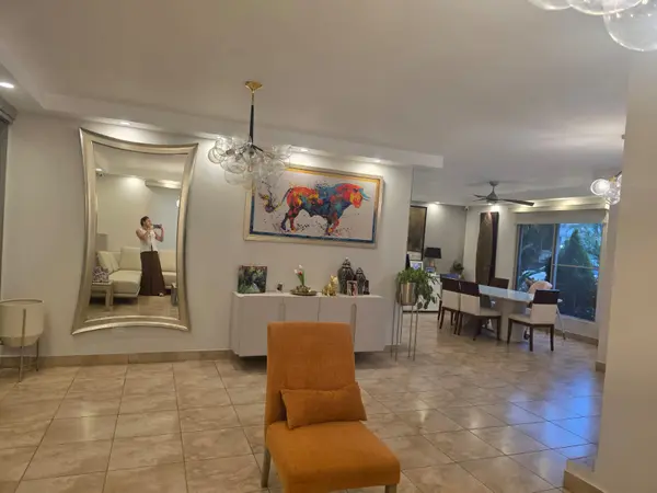Embassy Gardens - Clayton