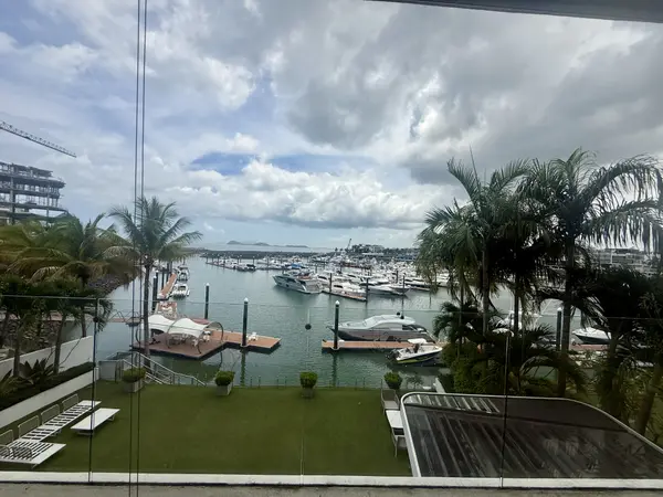 Ocean Reef