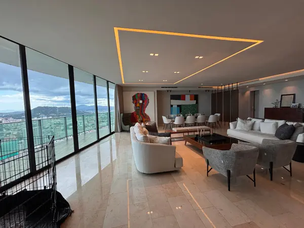 Bella Vista