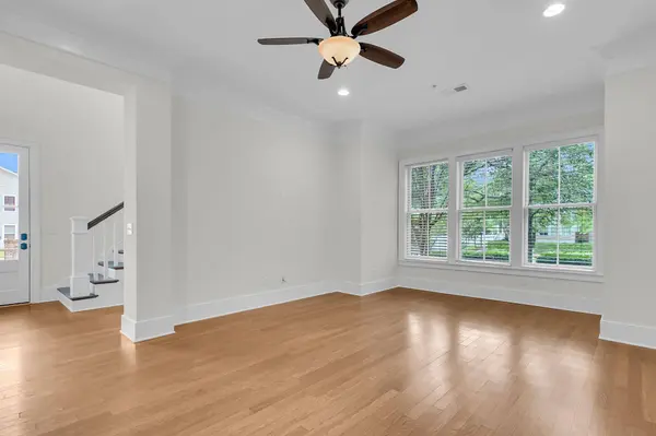 1601 Grey Marsh Rd, Mount Pleasant, SC 29466