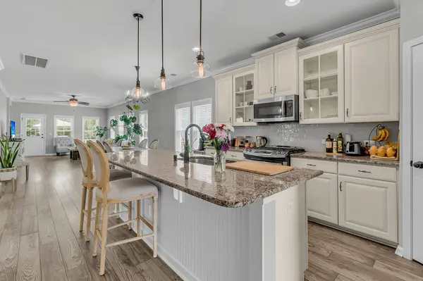 1517 Oldenburg Dr, Mount Pleasant, SC 29429