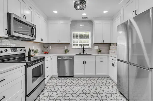 1021 Island View Ct, Charleston, SC 29492