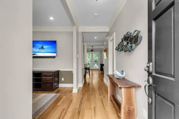 1904 English Ivy Ct, Mount Pleasant, SC 29464