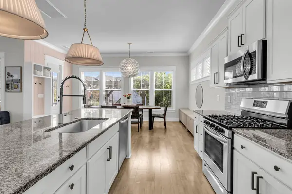 1694 Banning St, Mount Pleasant, SC 29466