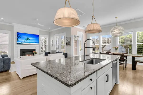 1694 Banning St, Mount Pleasant, SC 29466