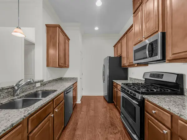 200 River Landing Dr #Unit 308f, Charleston, SC 29492