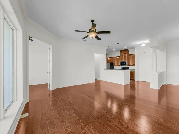 200 River Landing Dr #Unit 308f, Charleston, SC 29492