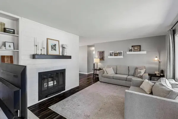 10709 Abbott AVE S, Bloomington, MN 55431