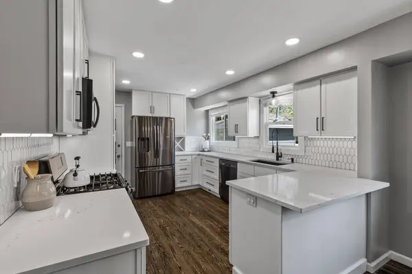 10709 Abbott AVE S, Bloomington, MN 55431