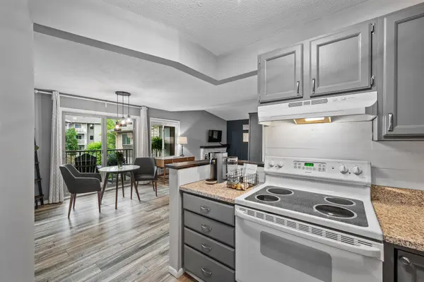 2250 Ridge DR #31, Saint Louis Park, MN 55416