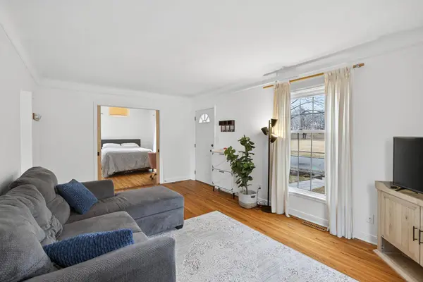 2721 Xerxes AVE N, Minneapolis, MN 55422