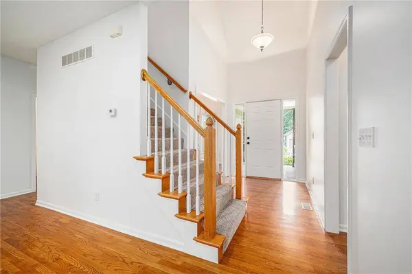 1112 White Birch ST, Liberty, MO 64068