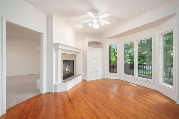 1112 White Birch ST, Liberty, MO 64068