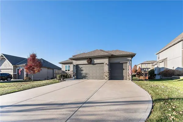 19308 W 200th ST, Spring Hill, KS 66083