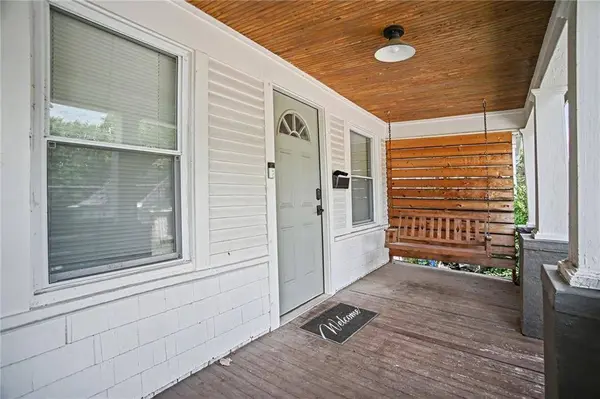 329 Cambridge ST, Kansas City, KS 66103