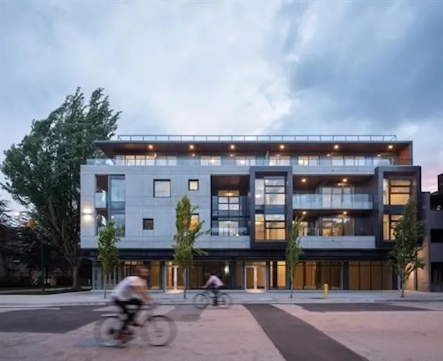 717 W 17th Ave #301, Vancouver, BC V5Z 1V1