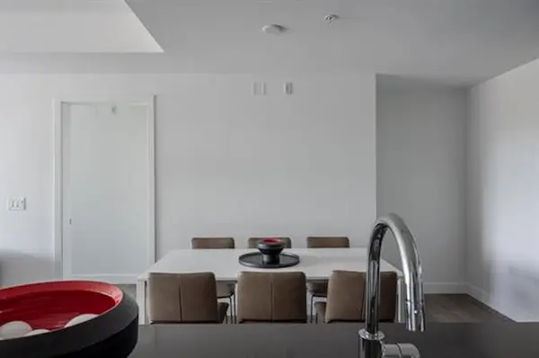 717 W 17th Ave #301, Vancouver, BC V5Z 1V1