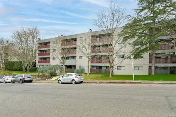 3255 Glasgow Ave #311, Saanich, BC V8X 4S4