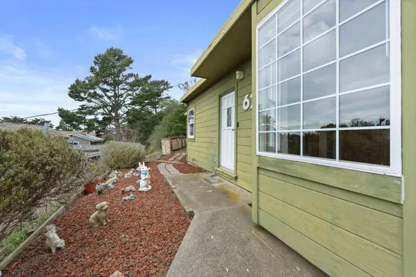 621 Carmel AVE, Pacifica, CA 94044