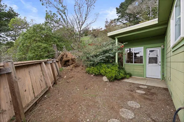 621 Carmel AVE, Pacifica, CA 94044