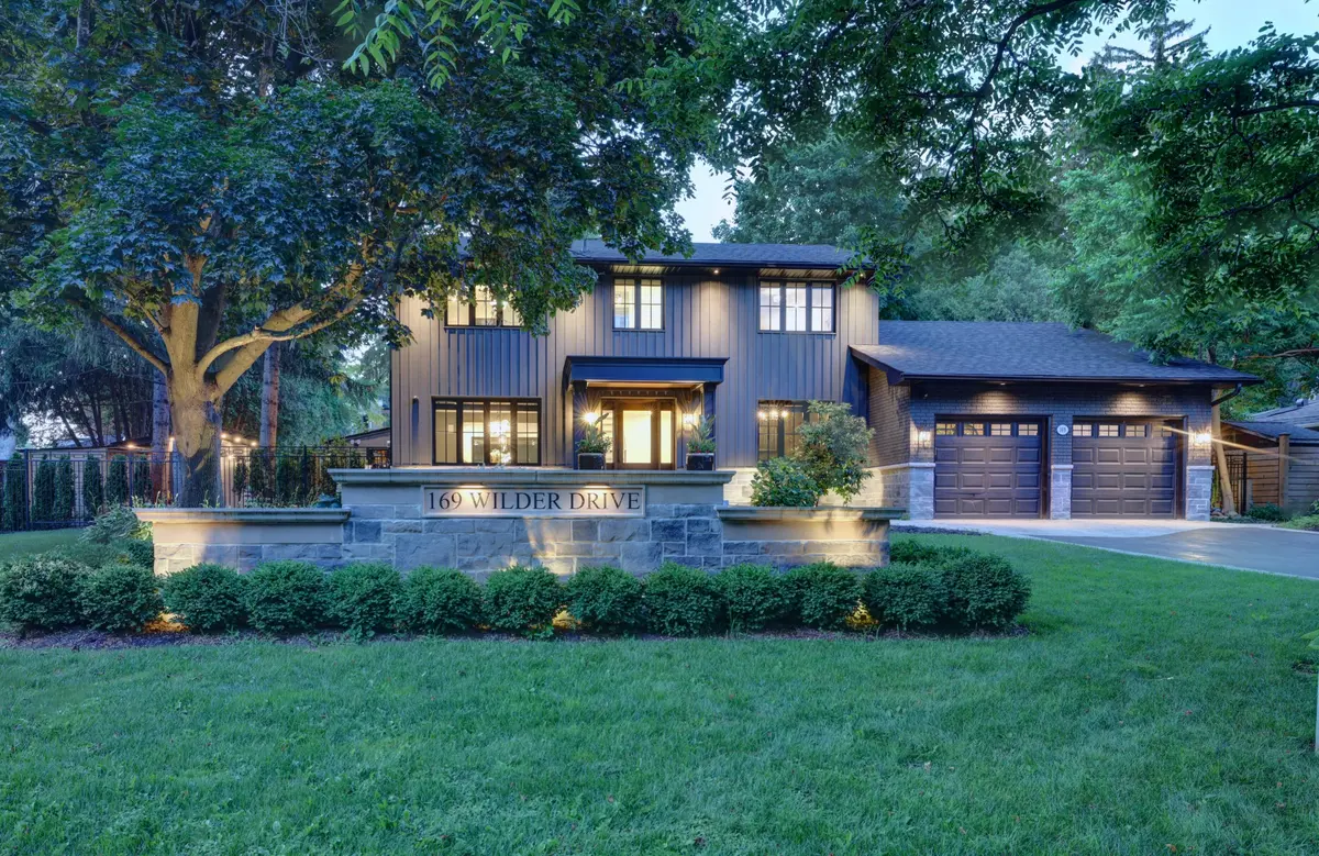 169 Wilder Drive, Oakville, ON L6L 5G2