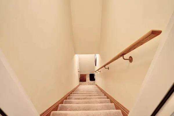 19 Hays BLVD #15, Oakville, ON L6H 0H8