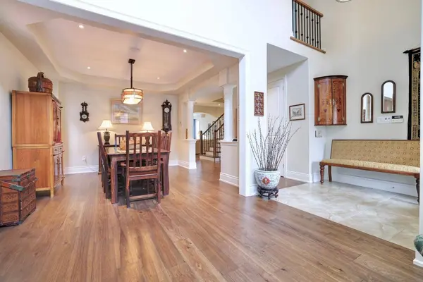 3324 Mistwell CRES, Oakville, ON L6L 0A2
