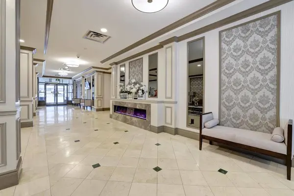 442 Maple AVE #1402, Burlington, ON L7S 2L7