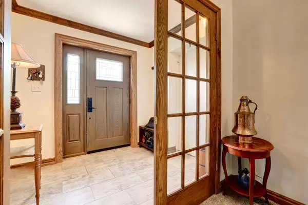330 Mountsberg RD, Hamilton, ON L0P 1B0