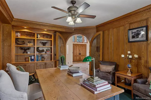 5 Tamarade. DR, Littleton, CO 80127