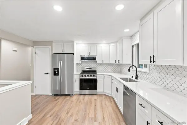 4854 S Parfet ST, Littleton, CO 80127