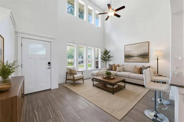 10904 Railway LN, Austin, TX 78717